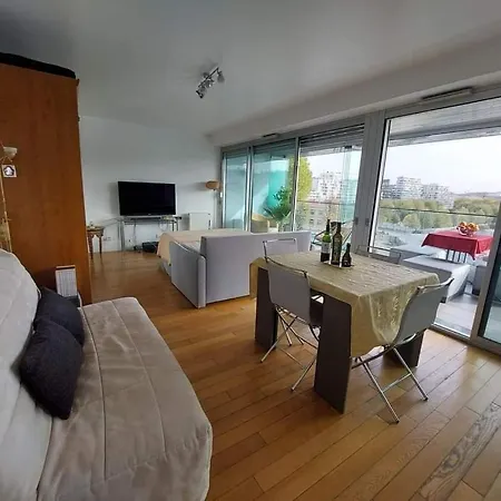 Cozy And Modern In Greater Paris *