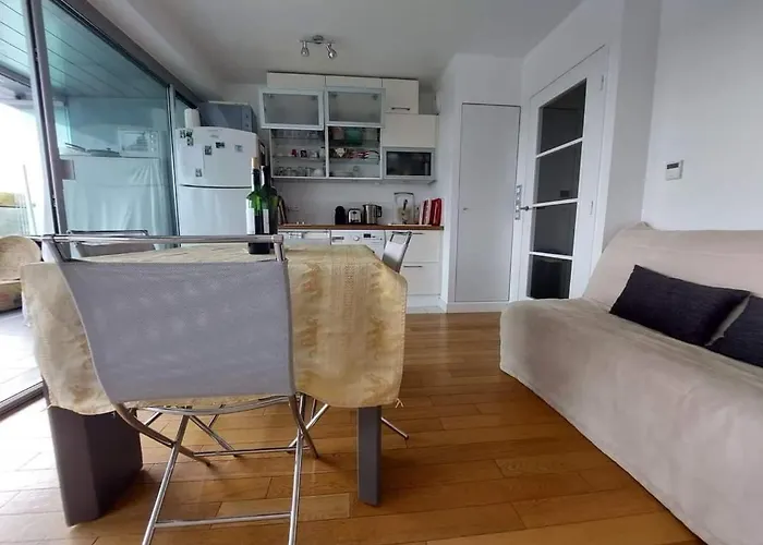 Cozy And Modern In Greater Paris Apartamento