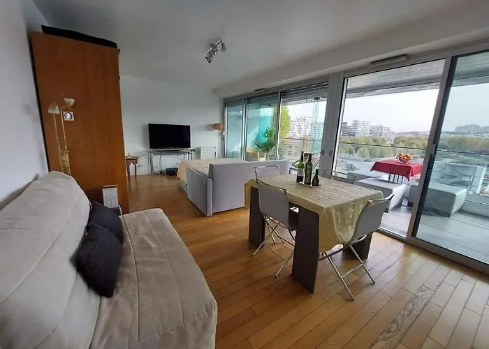 Cozy And Modern In Greater Paris *